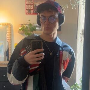 Meet your Posher, Cole